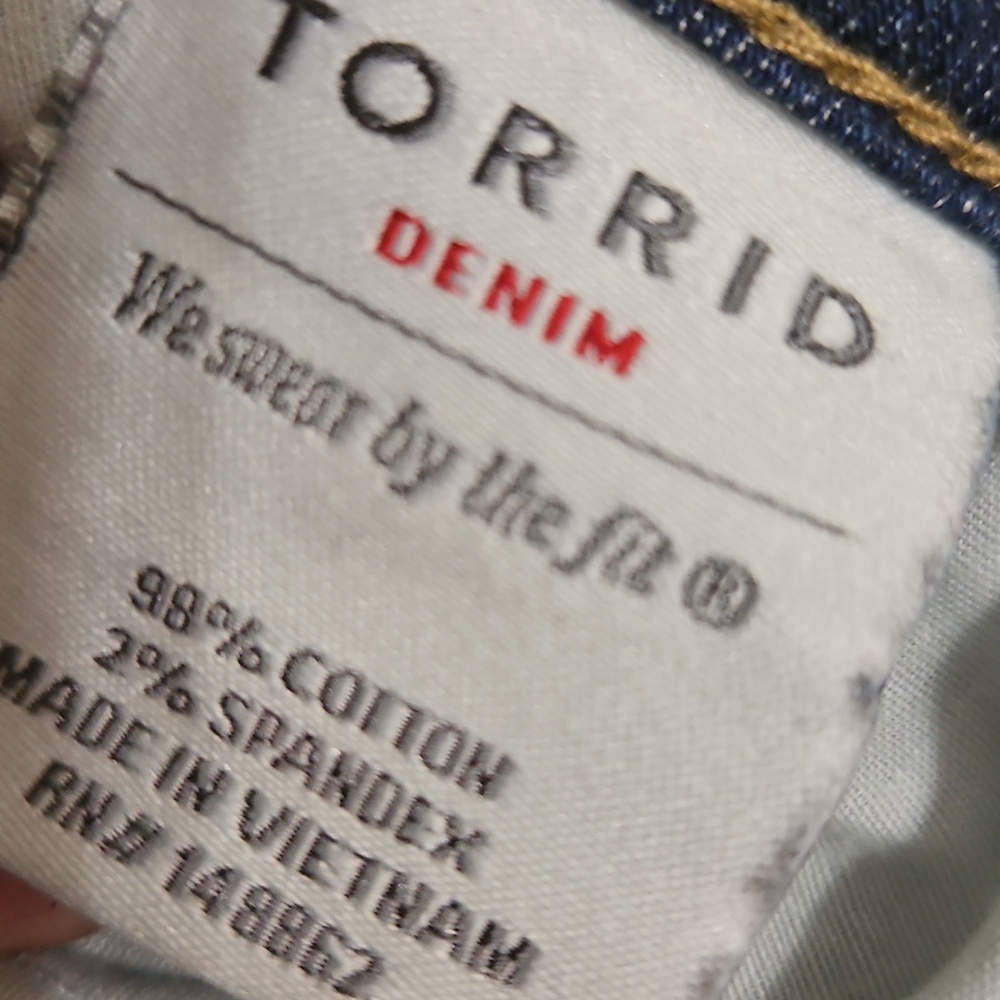 Torrid Relaxed Bootcut Jeans Size 22 - Picture 6 of 7